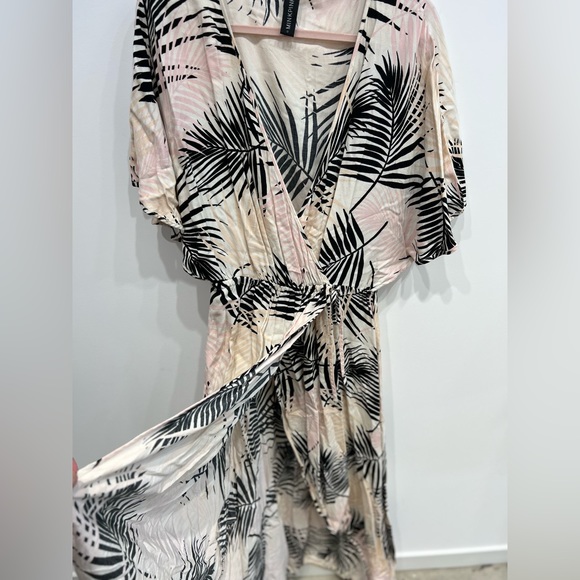 MINKPINK Off White High/Low Dress - Picture 3 of 4